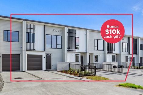 Photo of property in 104a Pepene Avenue, Takanini, 2112