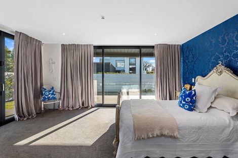 Photo of property in 7 Helmores Lane, Merivale, Christchurch, 8014