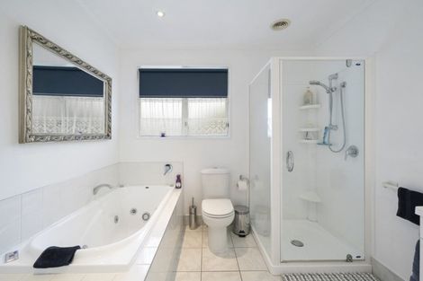 Photo of property in 22 Gray Avenue, Paraparaumu Beach, Paraparaumu, 5032