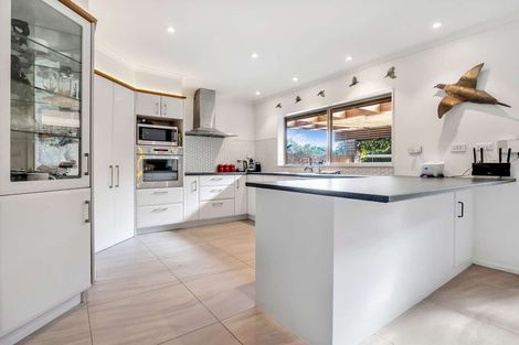 Photo of property in 17 Brights Road, Waiuku, 2123