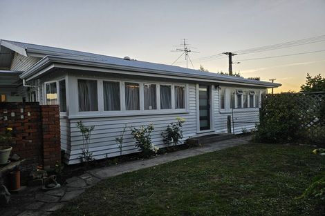 Photo of property in 49 Stewart Street, Marton, 4710