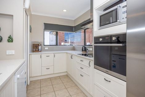 Photo of property in 66 Ayrshire Drive, Grandview Heights, Hamilton, 3200