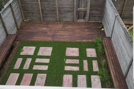 Photo of property in 75 Bordeaux Parade, Te Atatu South, Auckland, 0610