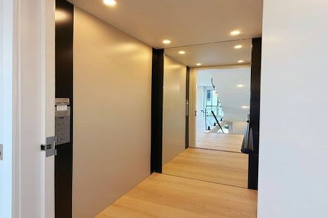 Photo of property in 8 Bracken Avenue, Takapuna, Auckland, 0622