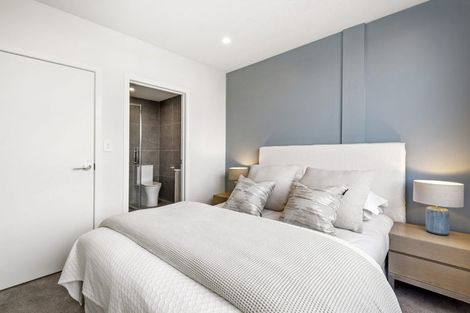 Photo of property in 2/19 Windlass Street, Long Bay, Auckland, 0630