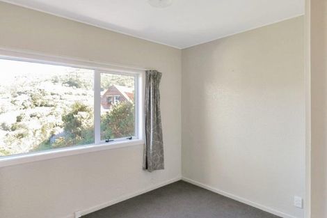 Photo of property in 39 Thurleigh Grove, Karori, Wellington, 6012