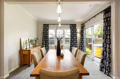 Photo of property in 14 Maeroa Road, Beerescourt, Hamilton, 3200