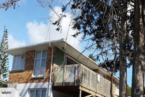 Photo of property in 30 Megan Avenue, Pakuranga Heights, Auckland, 2010