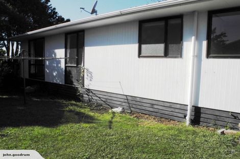 Photo of property in 1/5 Compass Place, Te Atatu Peninsula, Auckland, 0610