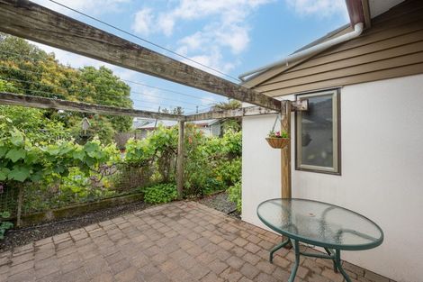 Photo of property in 19 Riverside, Nelson, 7010