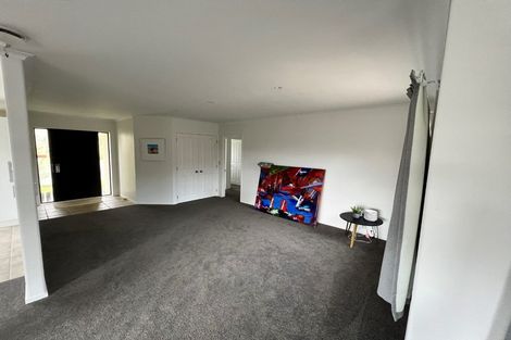 Photo of property in 24 Greig Place, Pukekohe, 2120