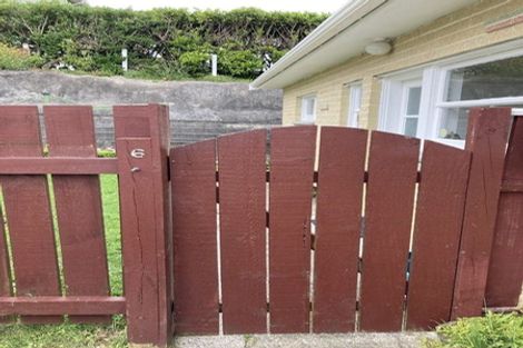 Photo of property in 21f6 Dee Street, Island Bay, Wellington, 6022