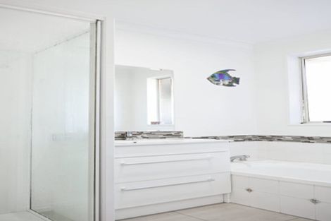 Photo of property in 41 Broadhaven Avenue, Parklands, Christchurch, 8083