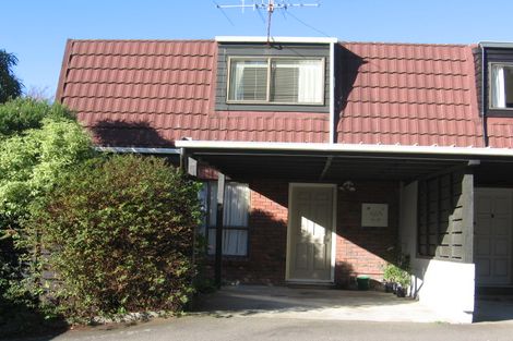 Photo of property in 62a Churton Drive, Churton Park, Wellington, 6037