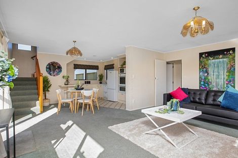 Photo of property in 10 Kereru Place, Masterton, 5810