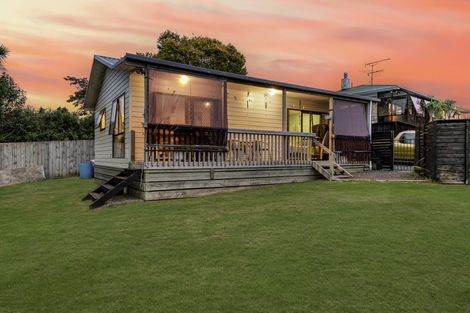 Photo of property in 10 Grierson Place, Pukekohe, 2120