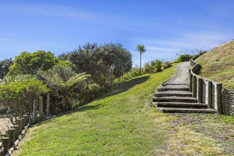 Photo of property in 9 Rakaunui Street, Raglan, 3297