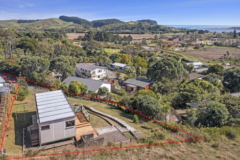Photo of property in 9 Rakaunui Street, Raglan, 3297