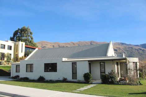 Photo of property in 181 Stone Street, Wanaka, 9305
