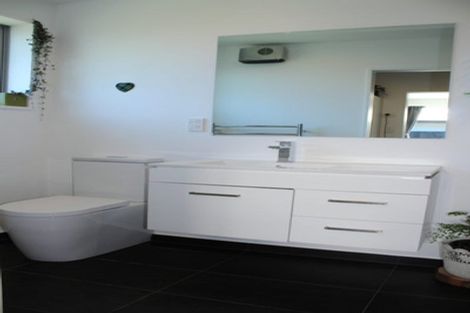 Photo of property in 36 Aroha Street, Pegasus, 7612