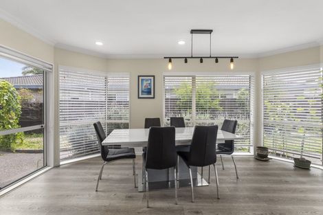 Photo of property in 37 Lotus Avenue, Mount Maunganui, 3116