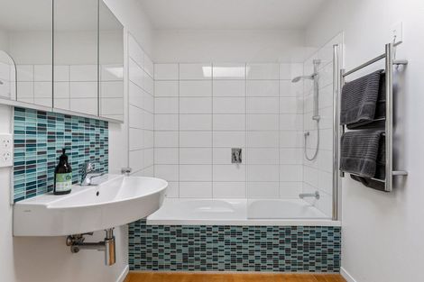 Photo of property in 7 Orkney Road, Mount Maunganui, 3116