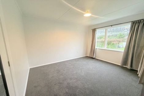 Photo of property in 6 Golf Road, Manor Park, Lower Hutt, 5019