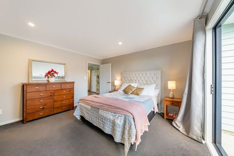 Photo of property in 6 Schooner Drive, Whitby, Porirua, 5024