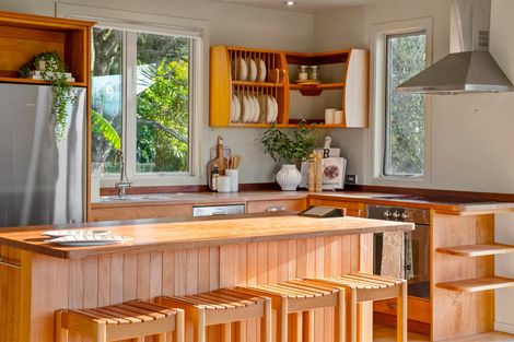 Photo of property in 87 M Greenwood Road, Leigh, 0972