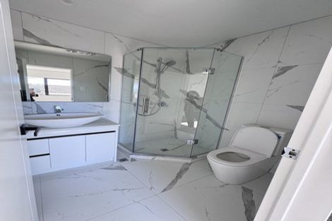 Photo of property in 8 Hobart Crescent, Wattle Downs, Auckland, 2103