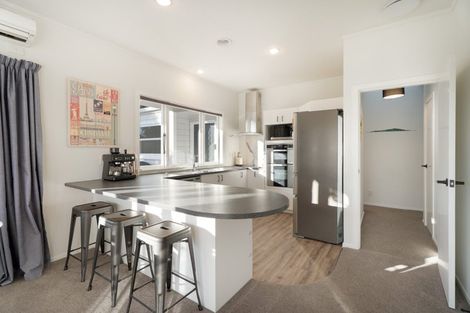 Photo of property in 8 Sheridan Terrace, Johnsonville, Wellington, 6037