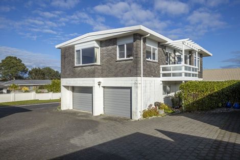 Photo of property in 1/13 Chatswood Grove, Fitzroy, New Plymouth, 4312