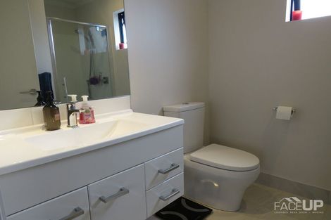 Photo of property in 91b Hobsonville Point Road, Hobsonville, Auckland, 0616