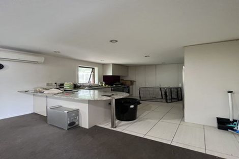 Photo of property in 17 Nortons Road, Avonhead, Christchurch, 8042