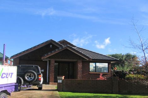 Photo of property in 1/101 Pohutukawa Street, Woburn, Lower Hutt, 5011