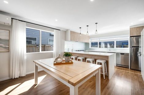 Photo of property in 37a Rollerson Street, Papakura, 2110