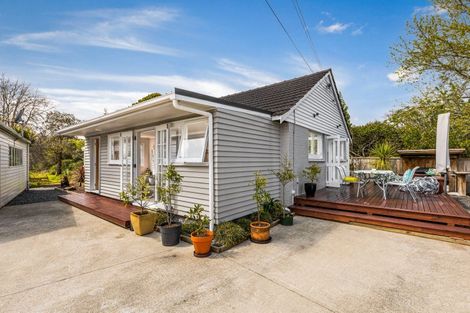 Photo of property in 6 Cane Road, Waimauku, 0812