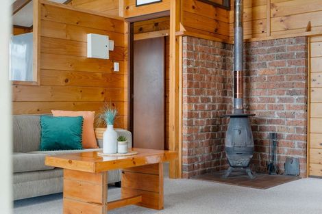 Photo of property in 15 Pitkethley Circle, Pauanui, Hikuai, 3579