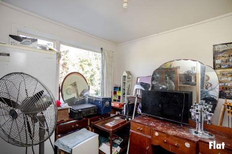 Photo of property in 28 Fox Street, Woodville, 4920