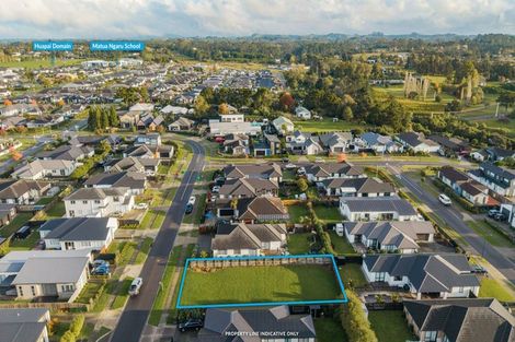 Photo of property in 15 Len Ireland Drive, Kumeu, 0810