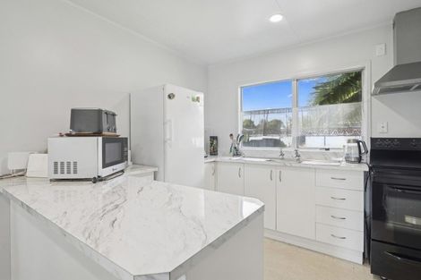 Photo of property in 2b Cherrywood Place, Western Heights, Rotorua, 3015
