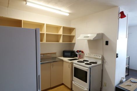 Photo of property in Te Awhina Apartments, 27/22u Sussex Street, Mount Cook, Wellington, 6021