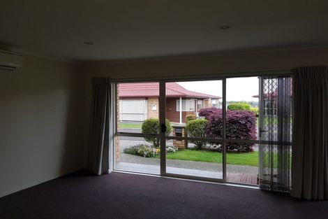 Photo of property in Rangeview Villas, 22/9 Fuller Close, Levin, 5510