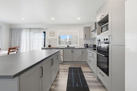 Photo of property in 11a Maxwells Line, Awapuni, Palmerston North, 4412