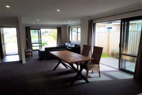 Photo of property in 16 Streamside Terrace, Kaiapoi, 7630