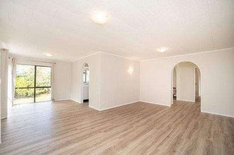 Photo of property in 765 Makerua Road, Tokomaru, Palmerston North, 4474