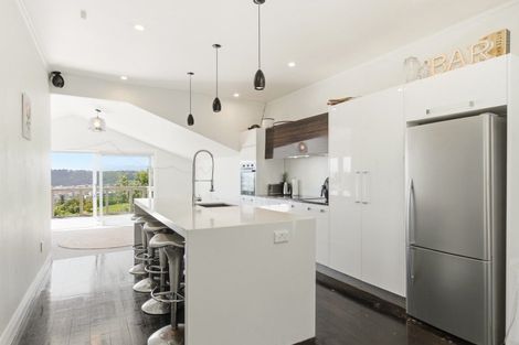 Photo of property in 44 Mortimer Terrace, Aro Valley, Wellington, 6021