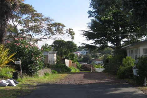 Photo of property in 1/38 Weldene Avenue, Glenfield, Auckland, 0629