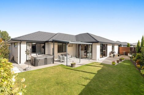 Photo of property in 3 Pierce Street, Marshland, Christchurch, 8083