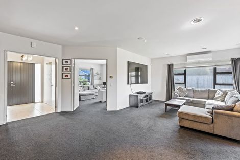 Photo of property in 69 Kotuku Drive, Paraparaumu Beach, Paraparaumu, 5032